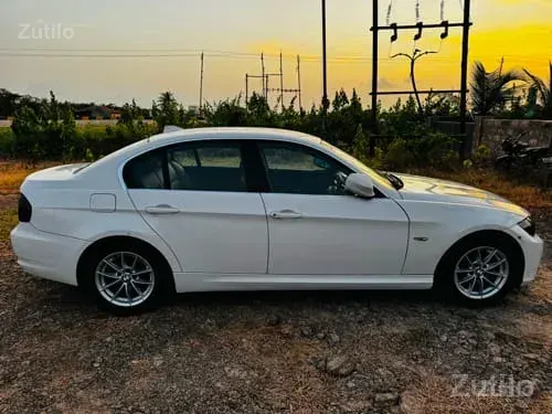 Bmw 320d 2010 model - Cars - Bhanvad - Image 3