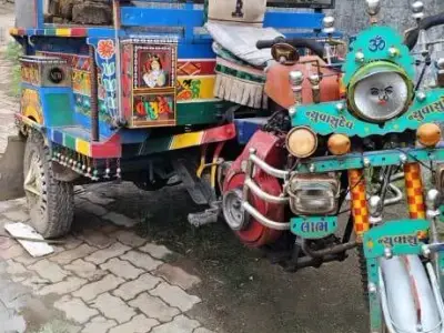 2015 Passenger Auto Rickshaw with New Tyres 2015 Passenger Auto Rickshaw with New Tyres
