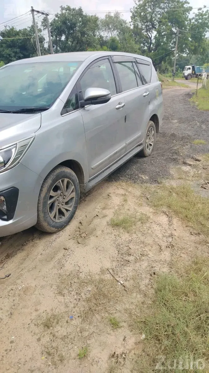 Toyota Innova Crysta 2022 Car - કાર - વડોદરા શહેર - Image 2