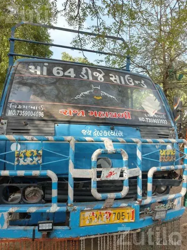2003 Eicher 14 Ft Commercial Truck - ટ્રક અને લોરી - પાલનપુર - Image 2