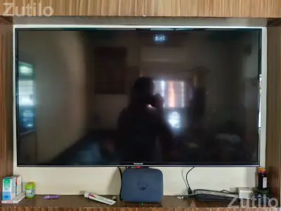 Panasonic 43 inch Tv