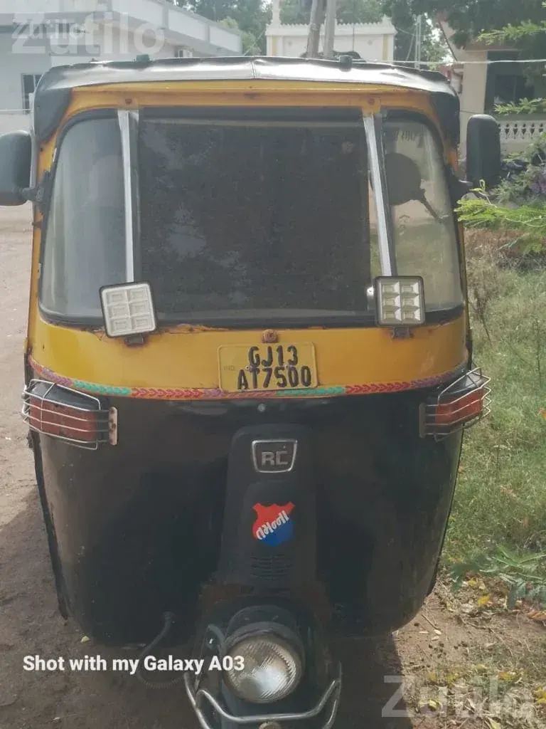 Bajaj CNG Auto Rickshaw 2012 Model - ઓટો રિક્ષા - મોરબી - Image 2