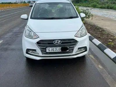 Hyundai Xcent White Sedan – Well Maintained Hyundai Xcent White Sedan – Well Maintained