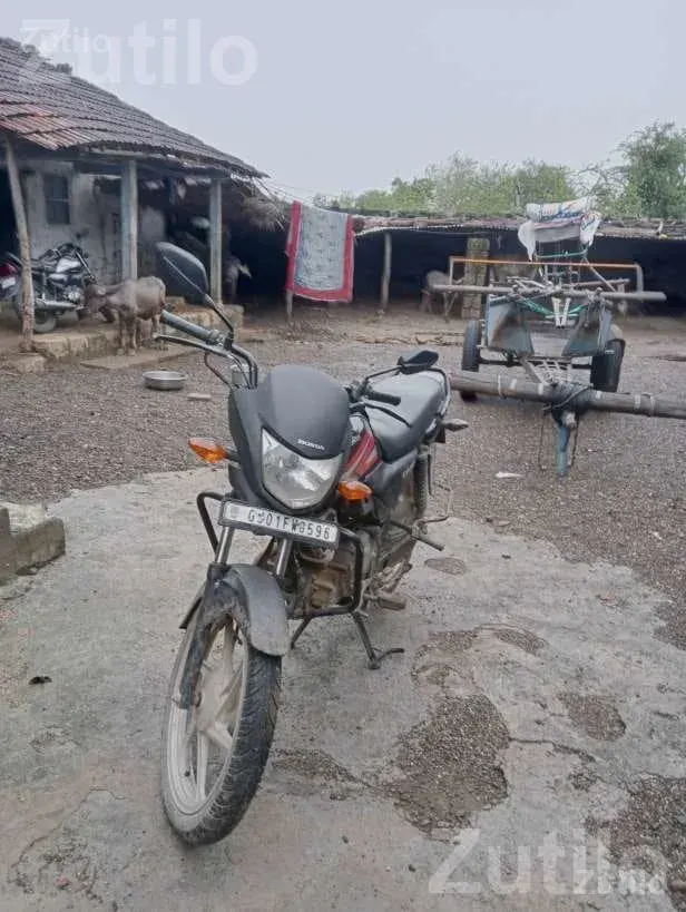 Honda CD 110 2016 Second Owner Bike - બાઇક્સ - જફરાબાદ - Image 3