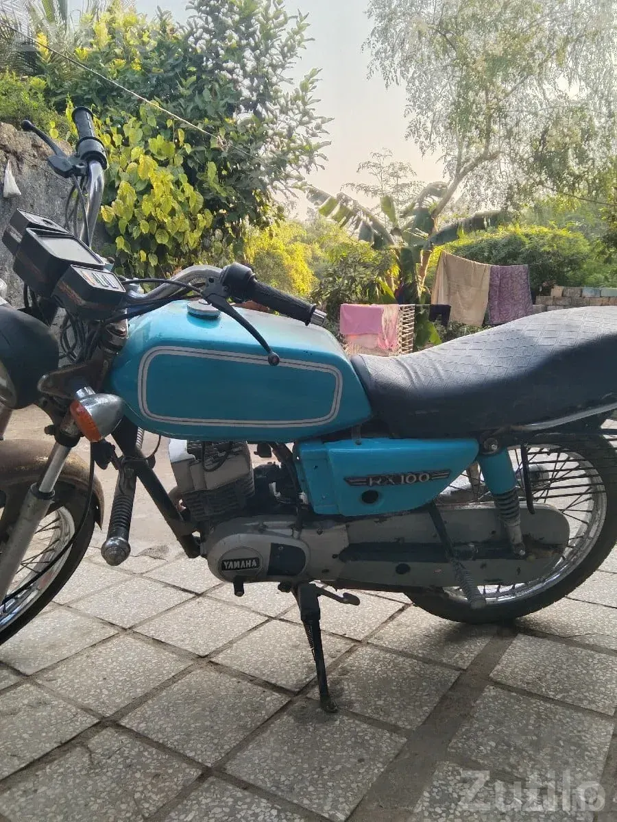 Suzuki Max 100 Motorcycle - Bikes - Mangrol - Image 2