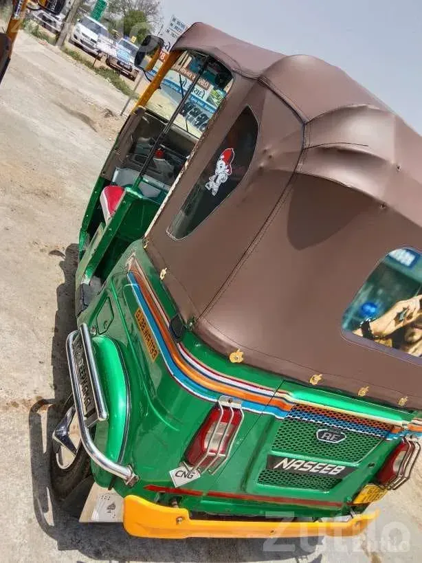 Bajaj CNG Auto Rickshaw 2023 - Auto Rickshaws - Nadiad - Image 4