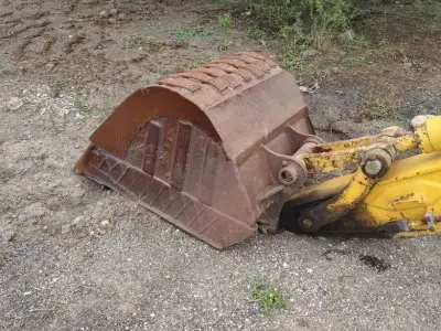 Hitachi Komatsu PC130 Excavator 2015 Hitachi Komatsu PC130 Excavator 2015