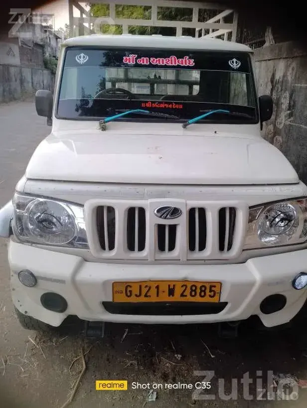 2016 Mahindra Bolero White Utility Vehicle - Cars - Surat City - Image 3