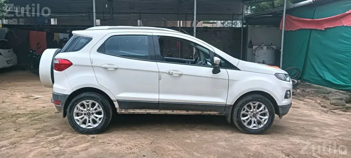 Ford EcoSport Titanium Optional Diesel Manual - કાર - ડીસા - Image 5