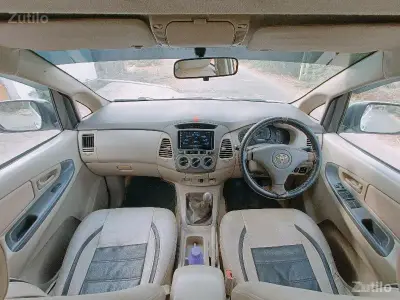 TOYOTA INNOVA TOYOTA INNOVA