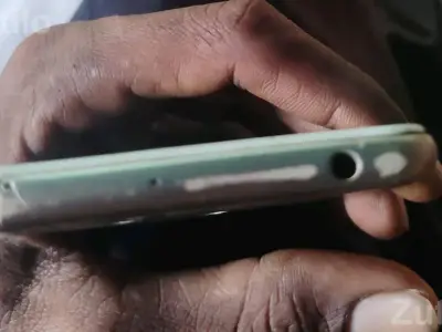 Xiaomi Redmi 6 Smartphone