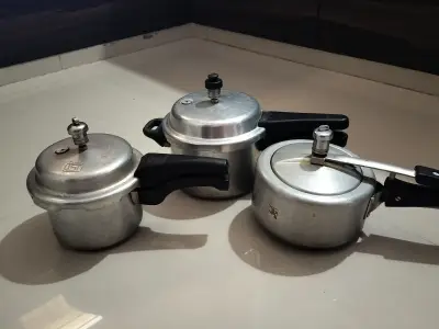 Pressure cookers Pressure cookers