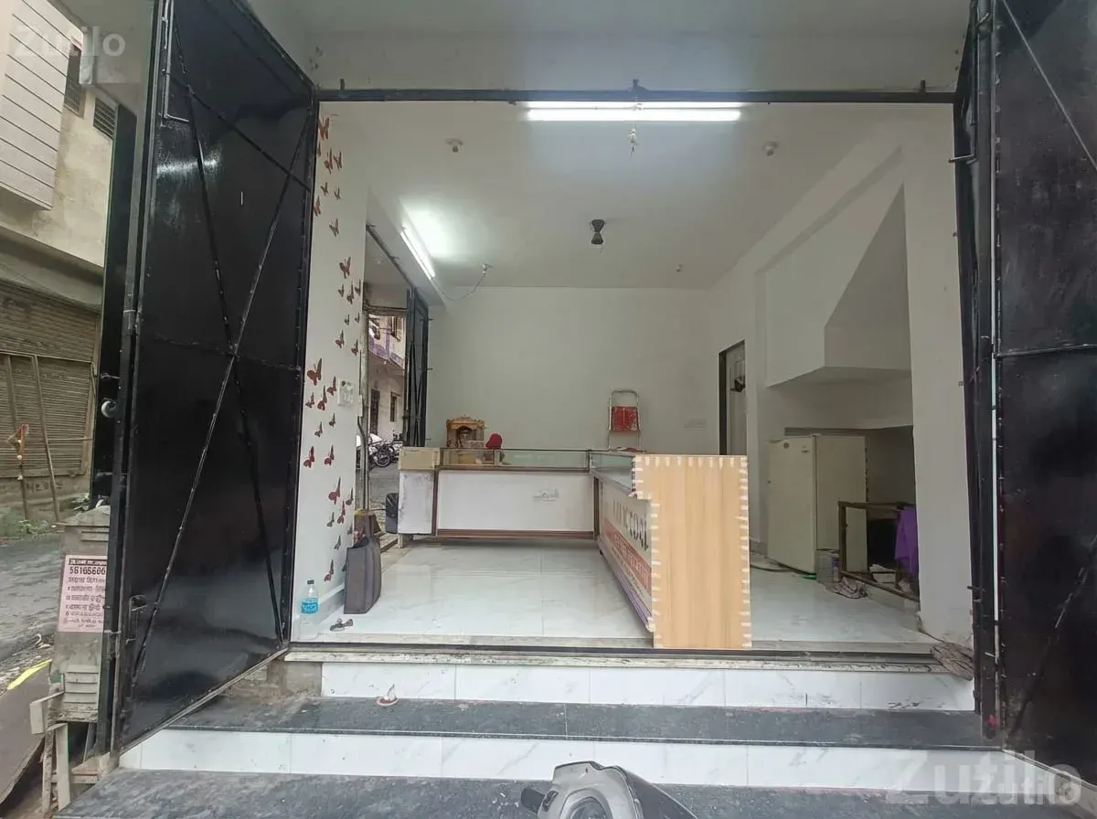 Gopipura Main Road Corner Shop House Sale - Shops - Udhna - Image 3