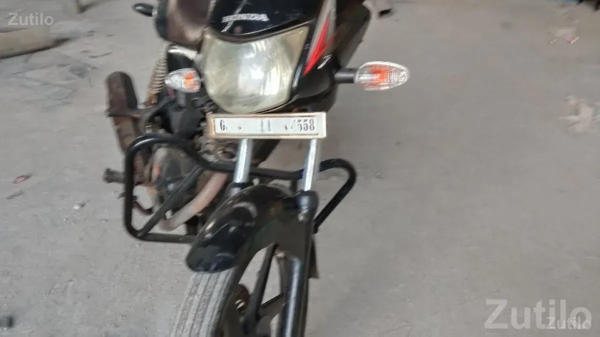 Hero Honda Shine 2011 Used Bike - Bikes - Khambhalia - Image 2