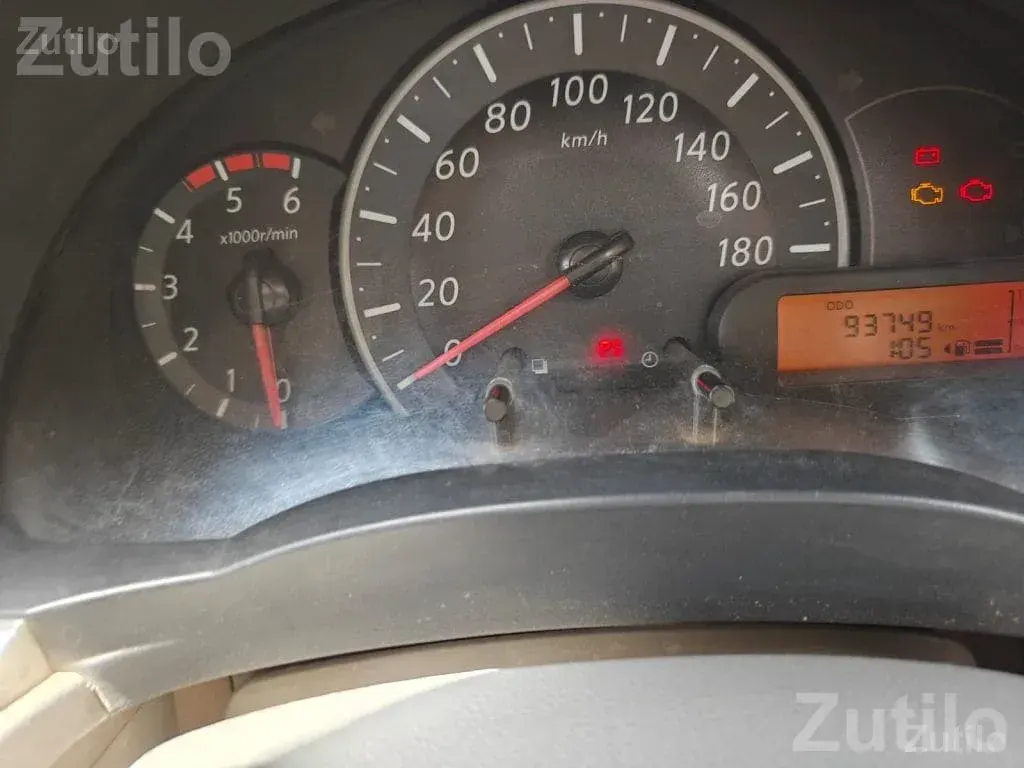 Renault Pulse 2015 Diesel Hatchback - Cars - Surat City - Image 3