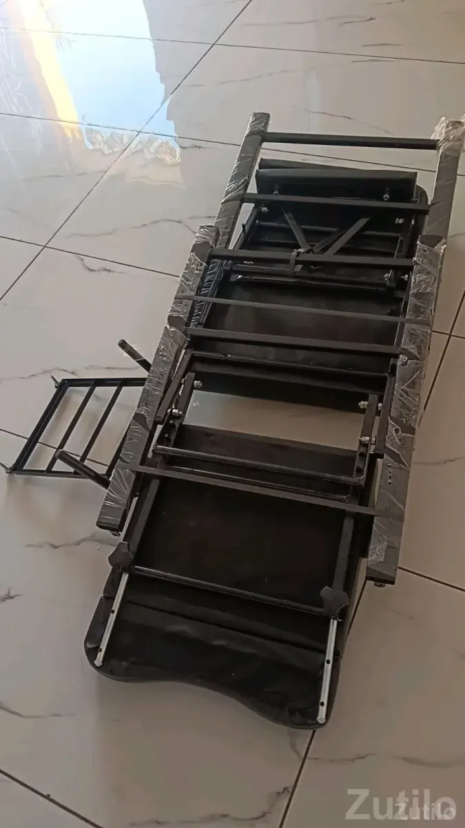 Heavy Beauty Parlour Iron Chair - ખુરશી, સ્ટૂલ અને બેઠક - પોરબંદર - Image 3