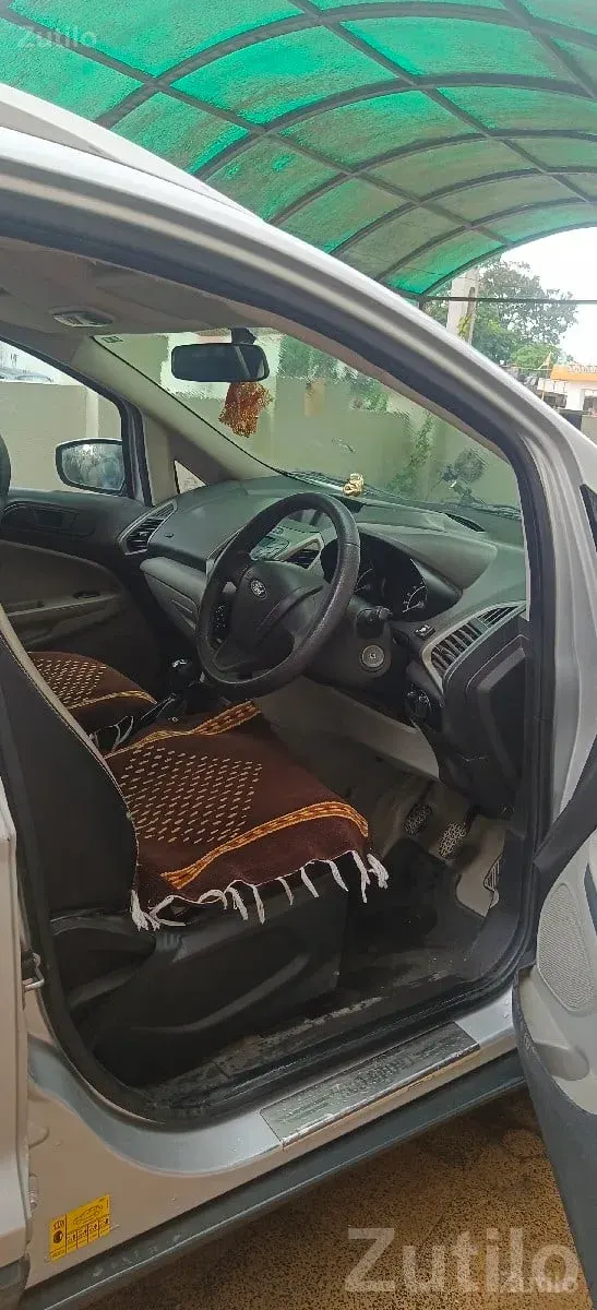 Ford EcoSport 2015 Petrol CNG for Sale - કાર - માંગ્રોળ - Image 3