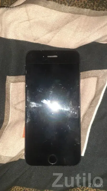 Black Apple iPhone 7 in Good Condition - મોબાઇલ ફોન - કુટિયાણા - Image 2