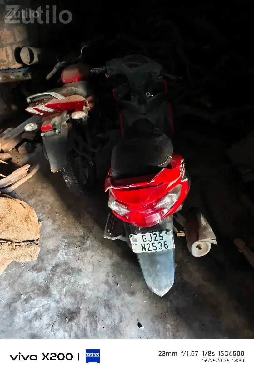 Scooty and Pulsar Two Wheelers for Sale - બાઇક્સ - પોરબંદર - Image 2