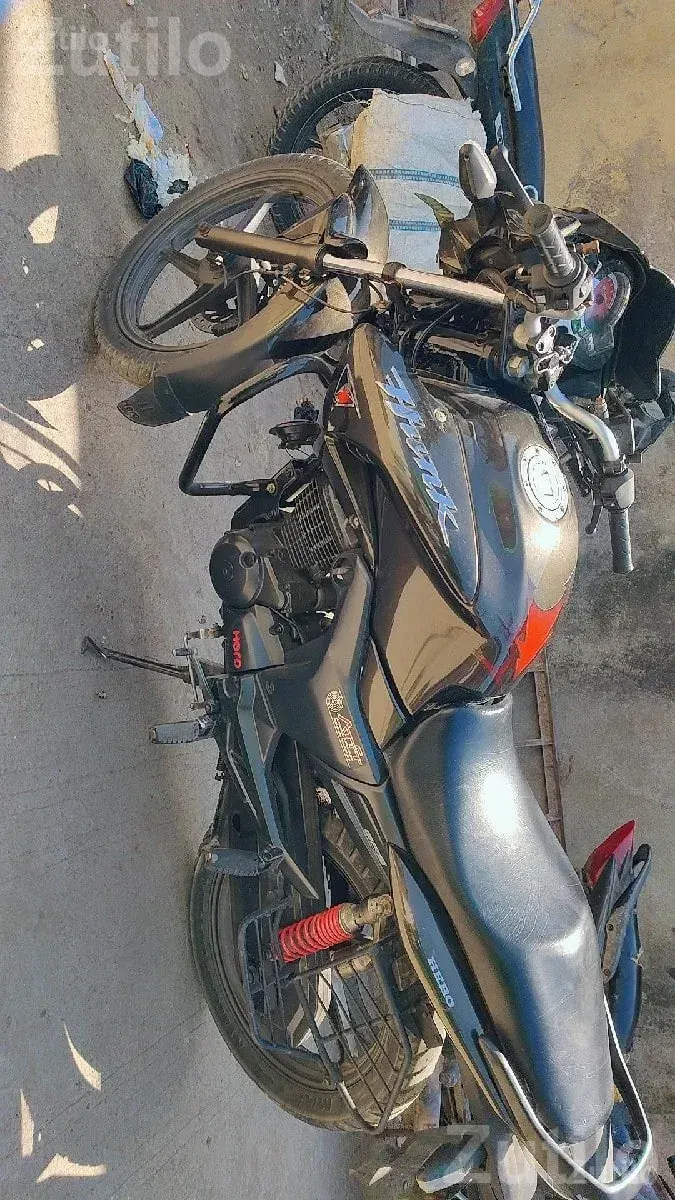 Hero Hunk 2015 Motorcycle - બાઇક્સ - જુનાગઢ - Image 2