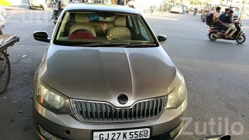 Skoda Rapid 2013 Diesel Car - કાર - સુરત શહેર - Image 3