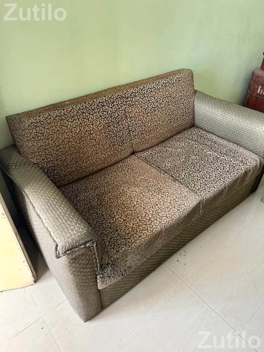 Hand made 5 Seater sofa with Corner table - સોફા સેટ અને કાઉચ - અમદાવાદ શહેર - Image 2