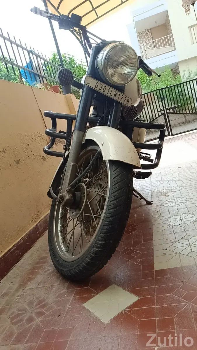 Royal Enfield Classic 350 - Bikes - Ahmedabad City - Image 5