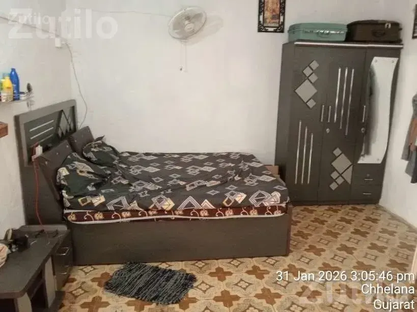5x6 Wooden Bed with Mattress and Wardrobe - Beds & Mattresses - Amreli City - Image 5