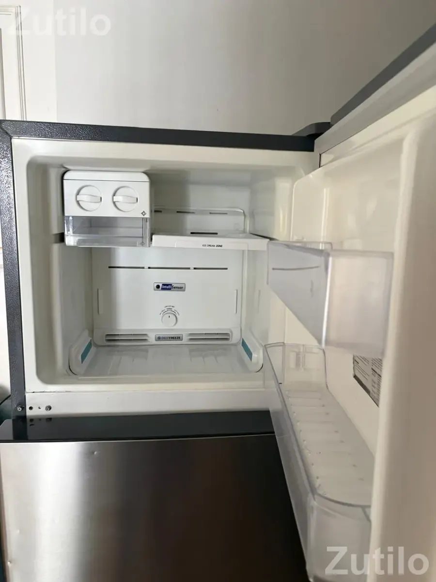 Whirlpool double door fridge - Refrigerators - Ahmedabad City - Image 2