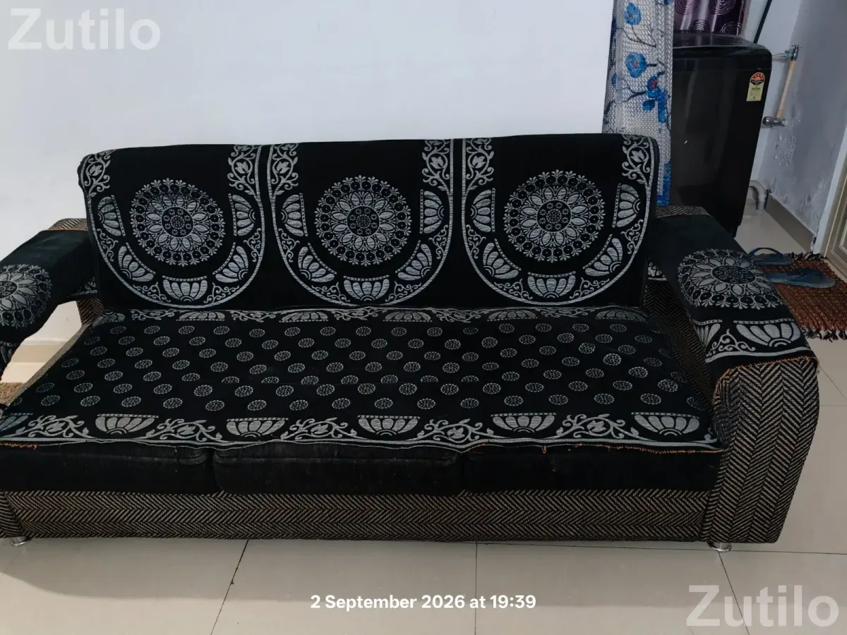 3+2 seating Sofa set with sofa cover & 5 pillow - સોફા સેટ - વડોદરા શહેર - Image 4