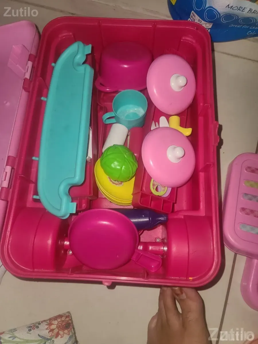 Beautiful pink kitchen set for girls - Toys - Vadodara City - Image 4