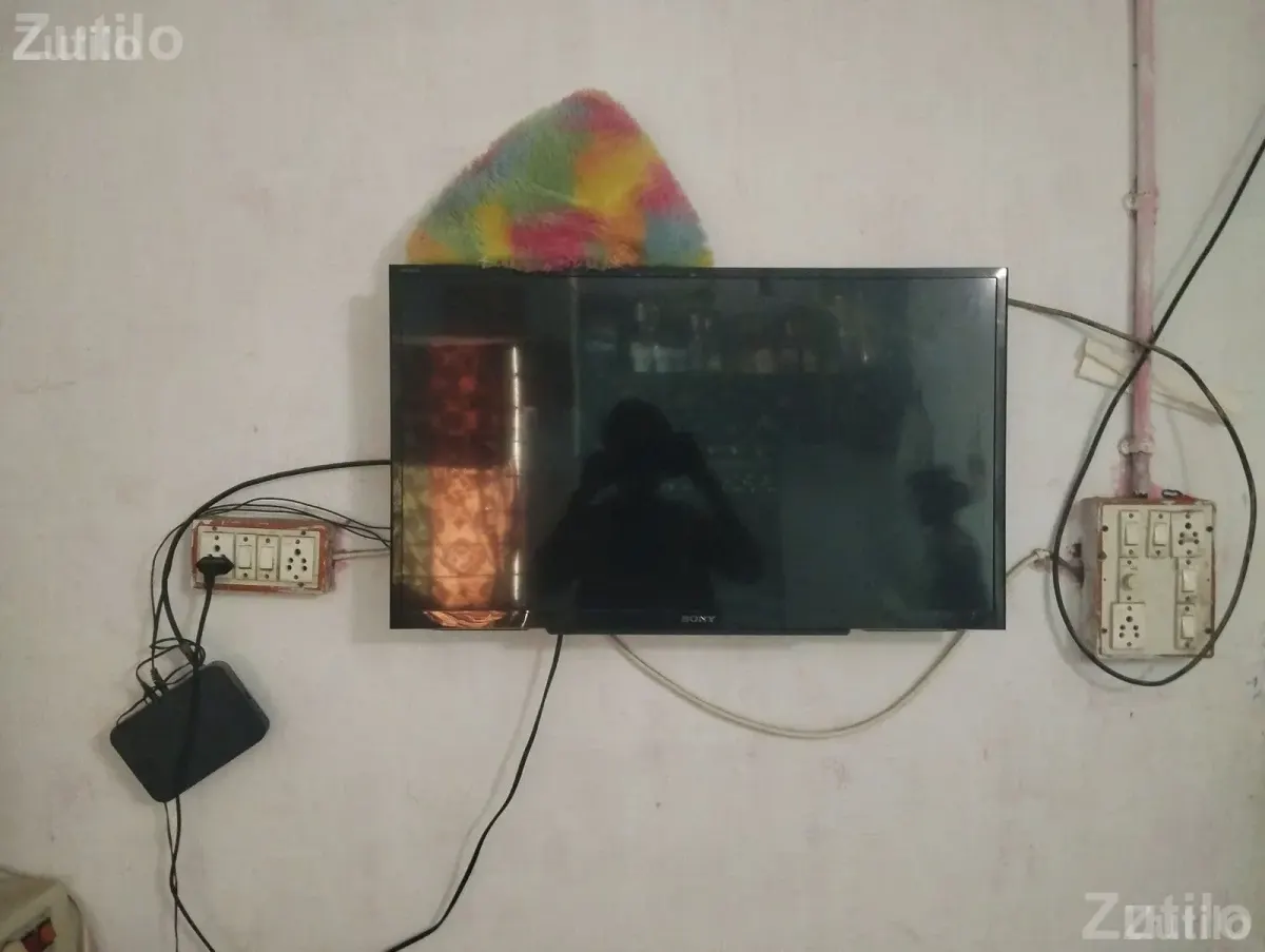 Sony 32 Inch TV with Display Issue - ટીવી - અમદાવાદ શહેર - Image 2