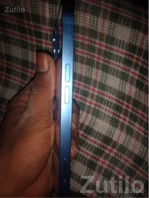Apple iPhone 13 Blue – 5G Smartphone - મોબાઇલ ફોન - ભેસાણ - Image 2