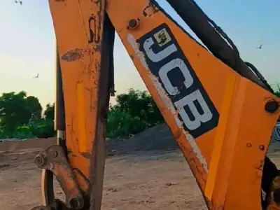 JCB 3DX 2011 Backhoe Loader with Breaker JCB 3DX 2011 Backhoe Loader with Breaker