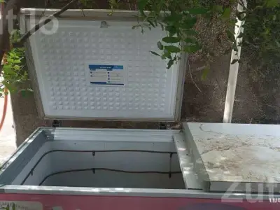 Deep Freezer in Good Working Condition Deep Freezer in Good Working Condition