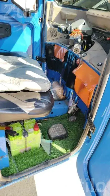 2024 Loading Auto Rickshaw on Loan - ઓટો રિક્ષા - સુઇગામ - Image 4