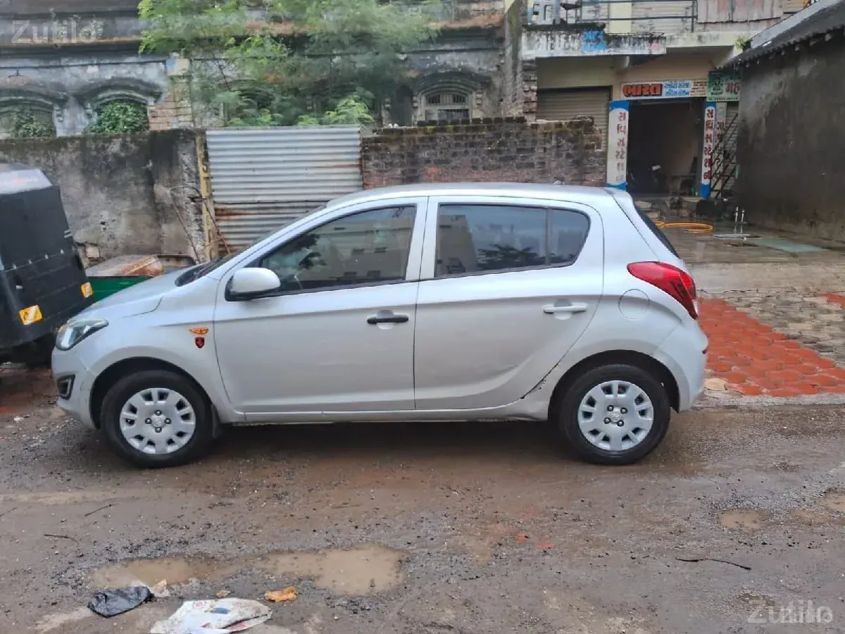 i20 modal 2013 2,25,000 - Cars - Gondal - Image 3