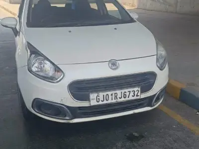 Fiat Punto White Hatchback Car Fiat Punto White Hatchback Car