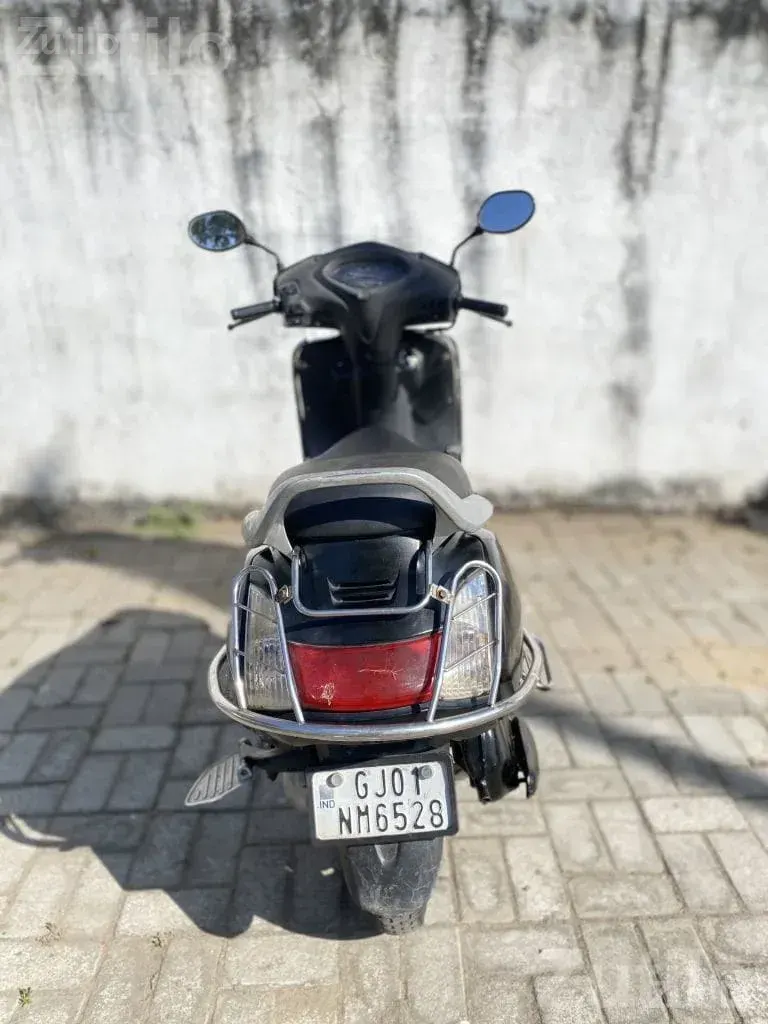 Honda Activa 2012 Scooter Single Owner - બાઇક્સ - અમદાવાદ શહેર - Image 4