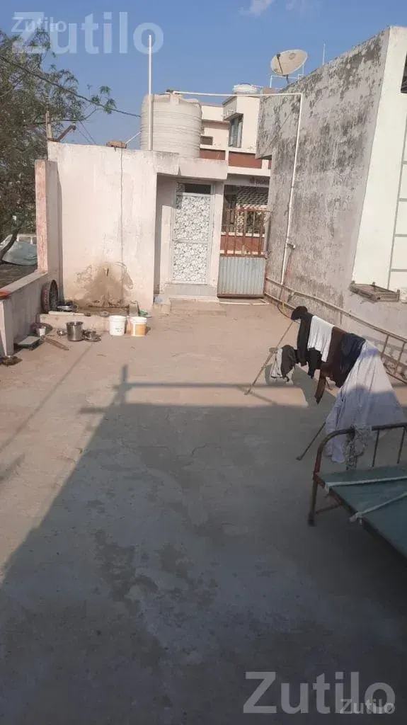 House with Ground Floor Shop on 1000 Sq Ft - વેપારિક મિલકત - મોરબી - Image 5