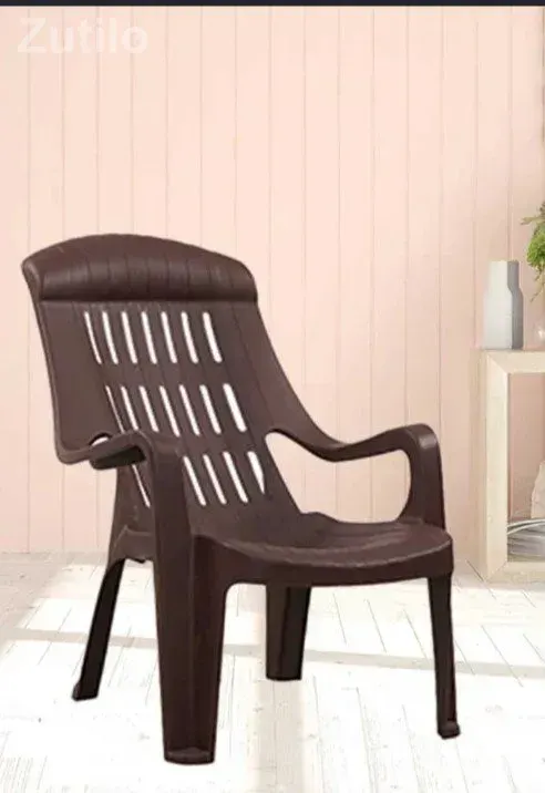 Supreme Comfy Plastic With-Arm Chair - ખુરશી, સ્ટૂલ અને બેઠક - સુરત શહેર - Image 1