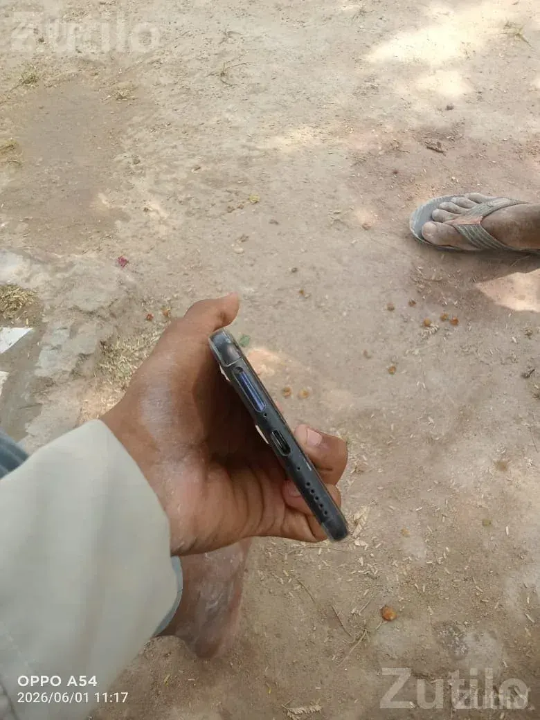 Vivo T4R Smartphone Used for 5 Months - મોબાઇલ ફોન - સામી - Image 4