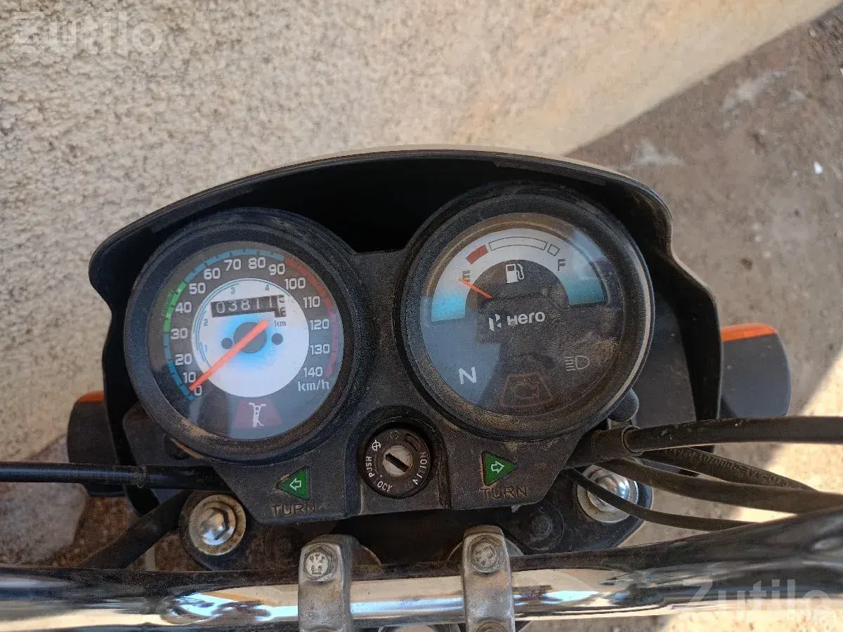Hero Splendor Plus Motorcycle 2025 Model - બાઇક્સ - સાયલા - Image 2