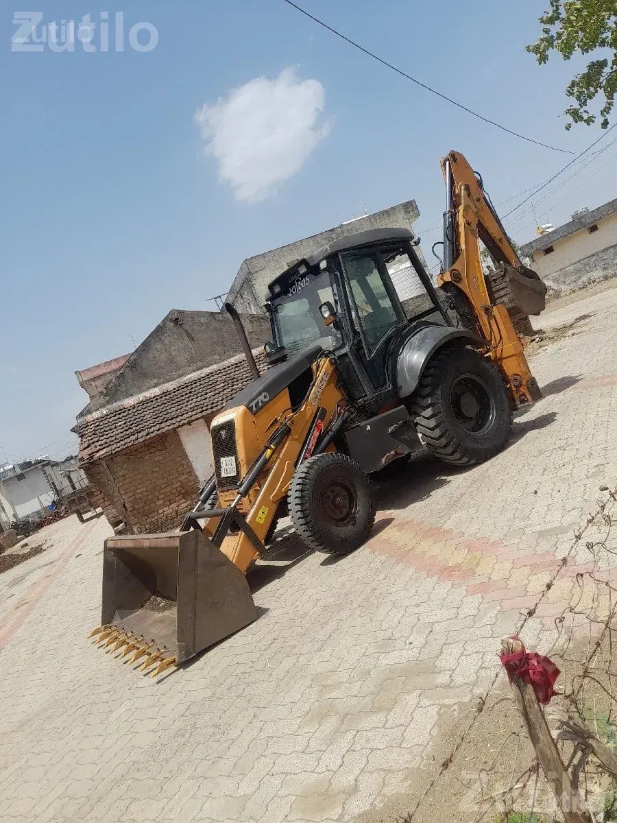 CASE 770 Backhoe Loader 2018 19 Model - બાંધકામના વાહનો - અમરેલી - Image 2