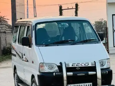 maruti Suzuki ECCO 5 siter CNG maruti Suzuki ECCO 5 siter CNG