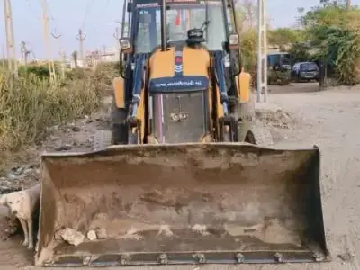2017 JCB Backhoe Loader with Active Insurance