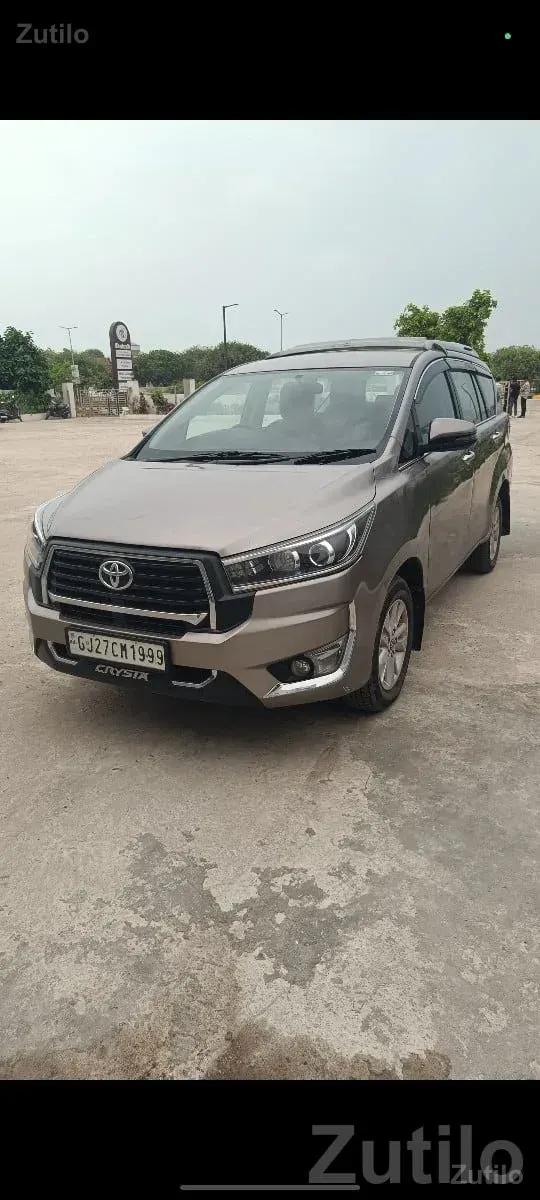 Toyota Innova Crysta 2019 2.4G - Cars - Bantwa - Image 2