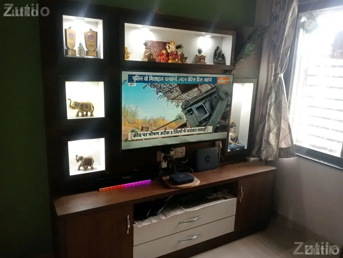 Wooden TV Cabinet with Shelves and Drawers - વોર્ડરોબ, કબાટ અને સ્ટોરેજ - દસ્ક્રોઇ - Image 2