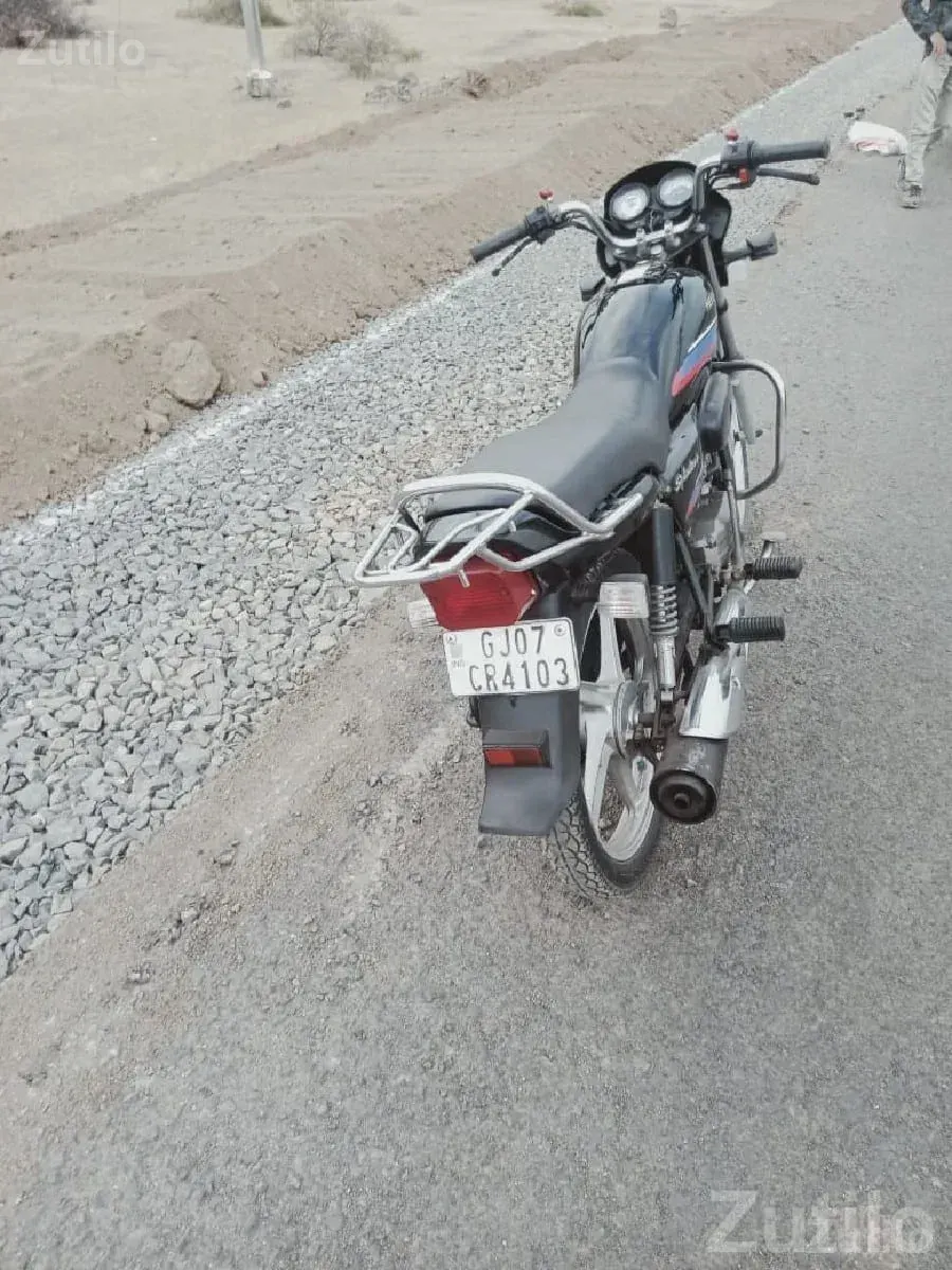 2019 Hero Splendor Plus bike for sale - Bikes - Bhanvad - Image 3