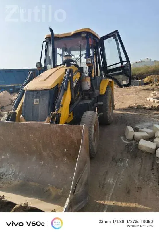 JCB 3DX Backhoe Loader 2014/15 Model - Construction Vehicles - Halvad - Image 2